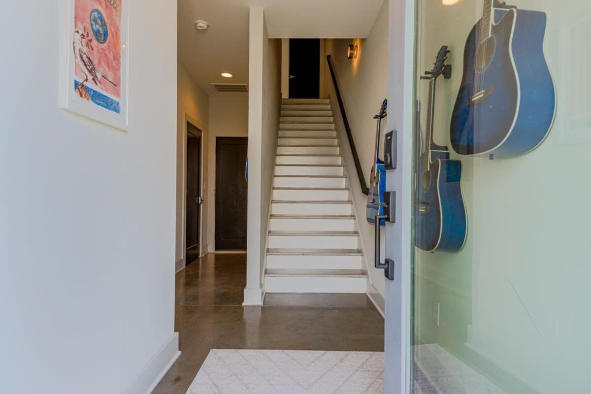 Carrie Underwood'S East Side Rooftop Game Room 纳什维尔 外观 照片